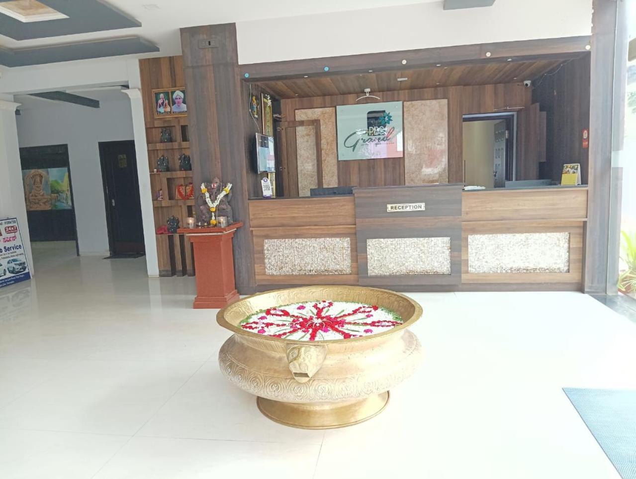 Hotel Pbs Grand Hospet Eksteriør billede